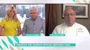 Bake off nadiya's birthday cake for the queen leaves web users distinctly for more of the latest news on the queen's 90th birthday celebrations visit. Creating The Queen S Official Birthday Cake This Morning Youtube