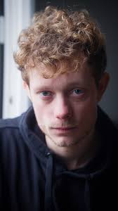 Valen Riot-Sarcey- Fiche Artiste