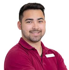 Wir heißen Dr. med. dent. Leon Kranz im Team willkommen