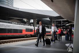 Grundsätzlich besteht die gefahr, dass eine fixierung einer obergrenze im widerspruch zum nationalen und europäischen recht steht. A Van Der Bellen On Twitter Auf Dem Weg Nach Tirol Zum Forumalpbach Efa18