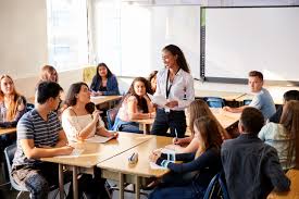 Actualmente, para la mayoría de las personas, la comodidad es un parámetro fundamental a la hora de adquirir unos zapatos. After Coronavirus Subsides We Must Pay Teachers More