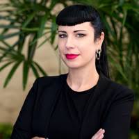 Dr. Sandra von Doetinchem