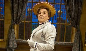 Theatre review: The Importance Of Being Earnest with David Suchet