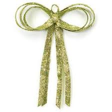 Buying bows at the store, though, can add up in price and can also be constricting when it comes to wrapping schemes for those who really want to get fancy and creative with the gifts they're check out these gorgeous diy bow tutorials that will make your loved ones gasp on christmas morning! Green Christmas Bows Target