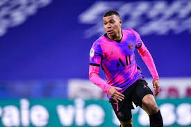 Maillot manches longues psg domicile 2019/20 €41 €25. Foot Psg Psg Le Maillot Rose La Mine D Or De Paris Foot 01