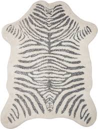 Dieser zebra teppich produktvergleich hat gezeigt, dass das gesamtpaket des verglichenen testsiegers in der analyse außerordentlich herausstechen konnte. Bloomingville Kinderteppich Zebra Teppich Kinderzimmer Jetzt Online Kaufen Windeln De