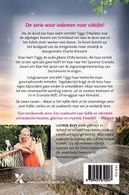 Na de plotselinge dood van hun vader komen maia en haar zussen bij elkaar in hun ouderlijk huis, een prachtig landhuis aan het meer van genève. De Zeven Zussen Maan Ebook Lucinda Riley 9789401610490 Alle Literatuur Bookspot Be