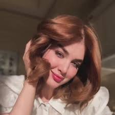 Hola! Estoy comenzando como booktober y booktoker. Puedes pasarte por mi  canal, me encuentras como Sirena Literaria 🩵🩵🩵