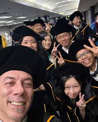 Happy Graduation to the Graduates of Academic Year 23/24~ #UTM  #MacaoUniversityOfTourism 老師們祝各位芸芸學子前程似錦一路順風～ #澳門旅遊大學#2024年畢業禮