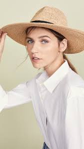 The Daily Hunt: Polka dot dress and more!