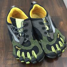 Mens Vibram Five Fingers Size 43