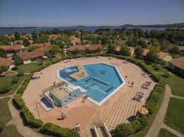 Hotels, homes, and everything in between. Directhotels Com Happy Camp Mobile Homes In Camping Bi Village