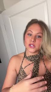 Leah Stout's Instagram, Twitter & Facebook