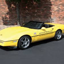 The indianapolis 500 has had some memorable pace cars throughout its history. Car Of The Week 1986 Corvette Convertible Old Cars Weekly