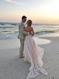 Water Beach Ocean And Lake Wedding Photo Ideas Weddings Weddingphotos Weddingideas Beachweddings Idee Photo Mariage Photo Mariage Photo De Mariage Plage