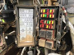 I called kenworth to see about getting a wiring diagram and they don't have one from speedo to cecu. Diagram Based For A 1994 T800 Kenworth Fuse Box Diagram
