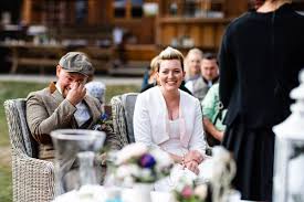 Vom parkplatz in hausham hoch gelaufen. Almbad Huberspitz Schliersee Michael Geyer Hochzeitsfotograf