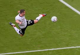 Germania a avut șansa să deschidă scorul în minutul 5, atunci când robin gosens a trimis balonul în poarta portugaliei. N3xodjwrvp6 Bm