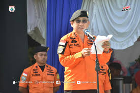 Basarnas special group (bsg) di berikan kepercayaan menjadi pelaku demontrasi penyelamatan pada hut. Basarnas Diharapkan Semakin Maju Dan Profesional