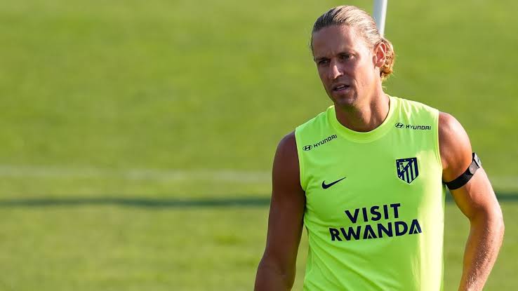 Marcos Llorente carga contra el Gobierno de Sánchez por el eclipse: "Con  todas las cosas que están pasando..."