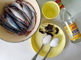 Kofkofkof (gelak si rara) ade meh orang bagi resepi untuk ikan rebus kucing? Resepi Ikan Rebus Original Yang Paling Simple