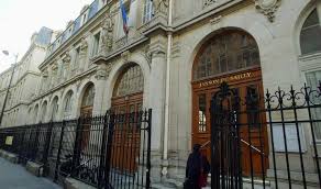 Suivez notre guide gratuit pour une lettre type et trouver un emploi. Apb Les Astuces Pour S Inscrire En Prepa Le Figaro Etudiant