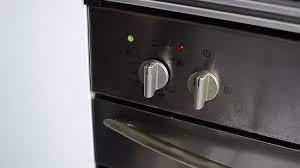 Betty crocker gives tips on how long to preheat your oven for. 3 Ways To Preheat An Oven Wikihow