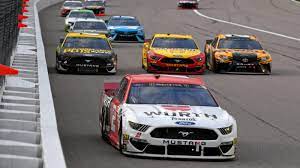 See the starting lineup for sunday's race at kansas speedway, plus monster energy nascar cup series team rosters. Nascar At Kansas Starting Lineup Tv Schedule For Thursday S Race