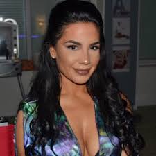 Après avoir perdu quelques kilos, milla jasmine affiche ses nouvelles courbes sur son compte instagram. Milla Jasmine Instagram Account Analysis Statistics Vidooly