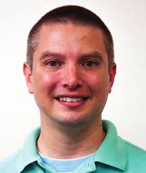 PRojects connect college and commUnity