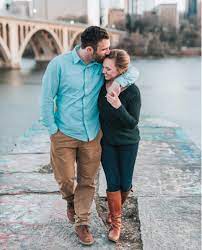 Cute Walking Pose Couple Poses Reference Couple Poses Drawing Photo Poses For Couples