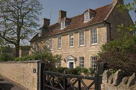 Spacious yet cosy, historic yet stylish, the old vicarage is a characterful 400 year old, grade ii listed cornish cottage situated in the heart of ancient looe's quaint town centre and a minute's stroll to the beach. Pin On My Favorite Hymns