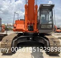 Hitachi ZX450 tracked excavator