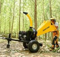 AUSTTER CE Approved Small Garden Petrol Branch Movable Manual ATV Wood Log  Shredder Chipper With 15HP Gasoline Engine