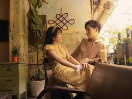 Tuy nhiên, khán giả lại chỉ ra một điểm vô cùng sai trái trong bức ảnh mà hari won chia sẻ chính là việc màn hình để. Ali Hoang DÆ°Æ¡ng Tai Xuáº¥t Vá»›i Mv Ä'Æ°á»£c Tráº¥n Thanh Cá»' Váº¥n Ä'áº·c Biá»‡t
