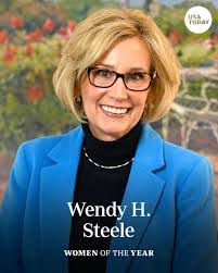 Eileen Browning's Instagram, Twitter & Facebook