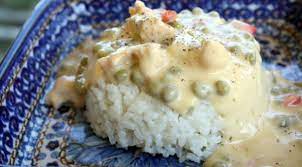 Creamy Chicken Gravy Over Rice Recipe Chicken Gravy Creamy Chicken And Rice Creamy Peas
