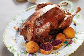 Festtagsgans Mit Hefeteig Fullung Rezept Gans Pork Meat Und Food