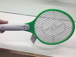 Mungkin cara penggunaan yang salah, atau raketnya yang tak berkualitas. 5 Solusi Lengkap Cara Memperbaiki Raket Nyamuk Yang Rusak Arafuru