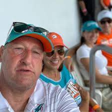 Eric Faust updated his profile picture.