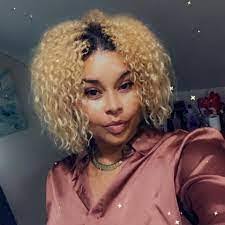 Christina Rupert's Instagram, Twitter & Facebook