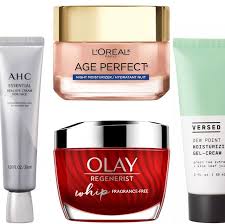 It also has a combination of oils, plus vitamin e and squalane to soften uneven texture and wrinkles. 16 Best Face Moisturizers Best Drugstore Facial Moisturizers