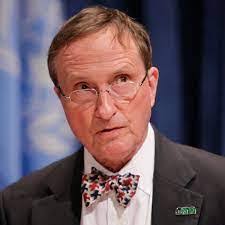 Tom Lovejoy's Instagram, Twitter & Facebook