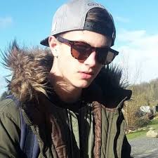 Paul Puppe (@thisis_pp_)