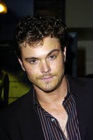 Buy & Watch Lethal Weapon: Season 2