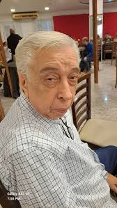 Um homem ( Jorge Gama ) e uma mulher (Tereza Petsold)