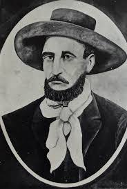 Daniel Lindley's Instagram, Twitter & Facebook