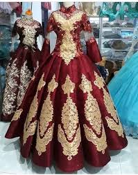 Misalnya dalam desain baju pengantin ala melayu. Jual Gaun Pengantin Modern Lengan Terompet Gaun Pengantin Blimbing Maroon Gold Gaun Pengantin No Ekor Gaun Kebaya Pengantin Di Lapak Boutiq Berlian Bukalapak