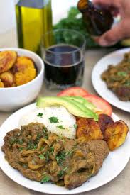 Bistec Encebollado Puerto Rican Style Recipe Bistec Encebollado Steak W Onions Recipe Steak Onions Recipe Puerto Rican Steak Onions Cube Steak Recipes