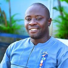 Leader of Hope Generation Ministries International, Prophet Eric Amponsah  (Computer Man) has commiserated with his colleague, Reverend Obofour of  Anointed Palace Chapel over the death of four of his church members.  #GhanaWeb22